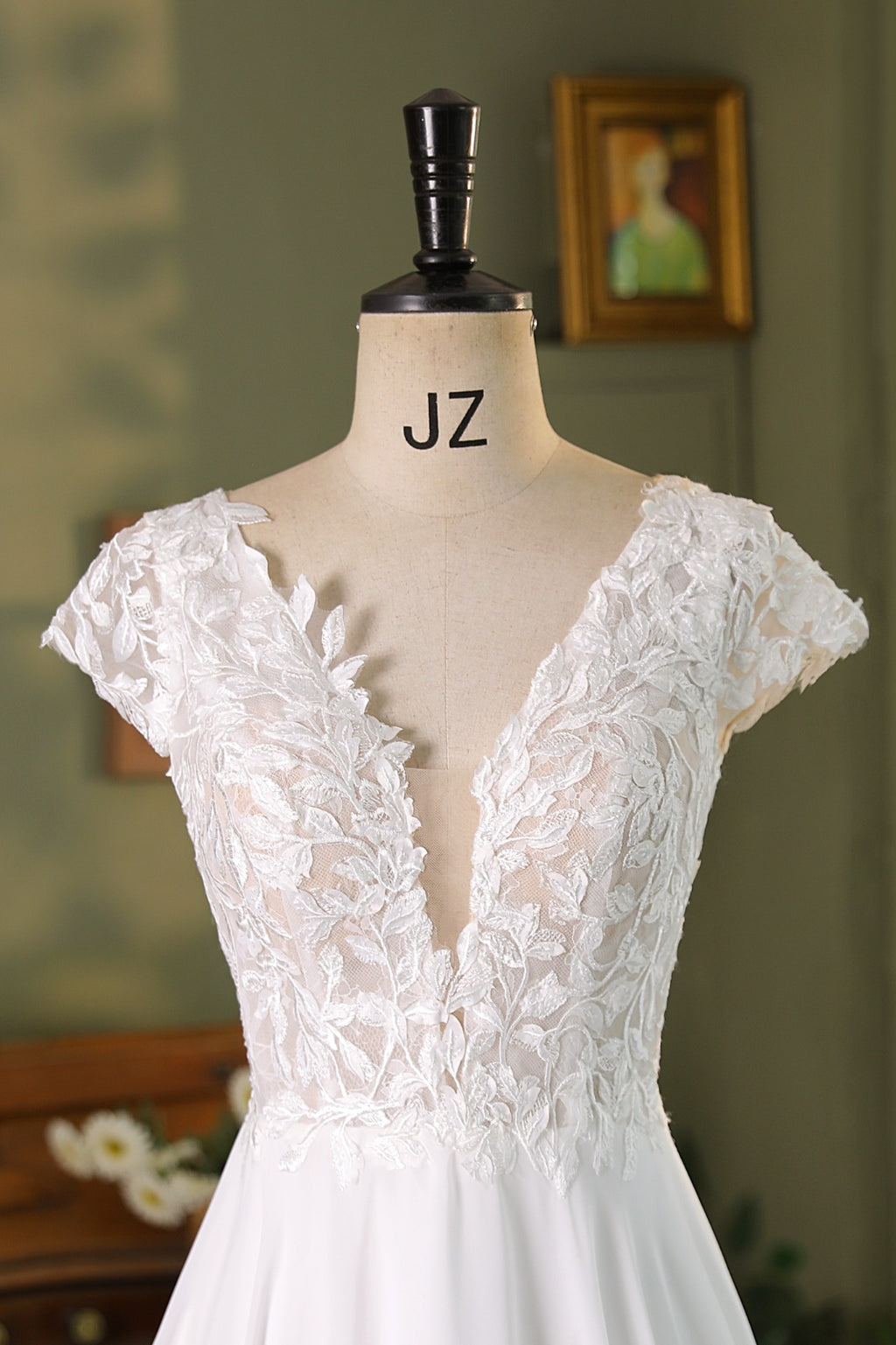 Cap Sleeve Lace A Line Chiffon Wedding Dress MMF3040