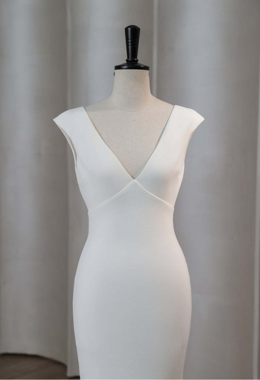 Deep V-neck crepe mermaid wedding dress CMM2018