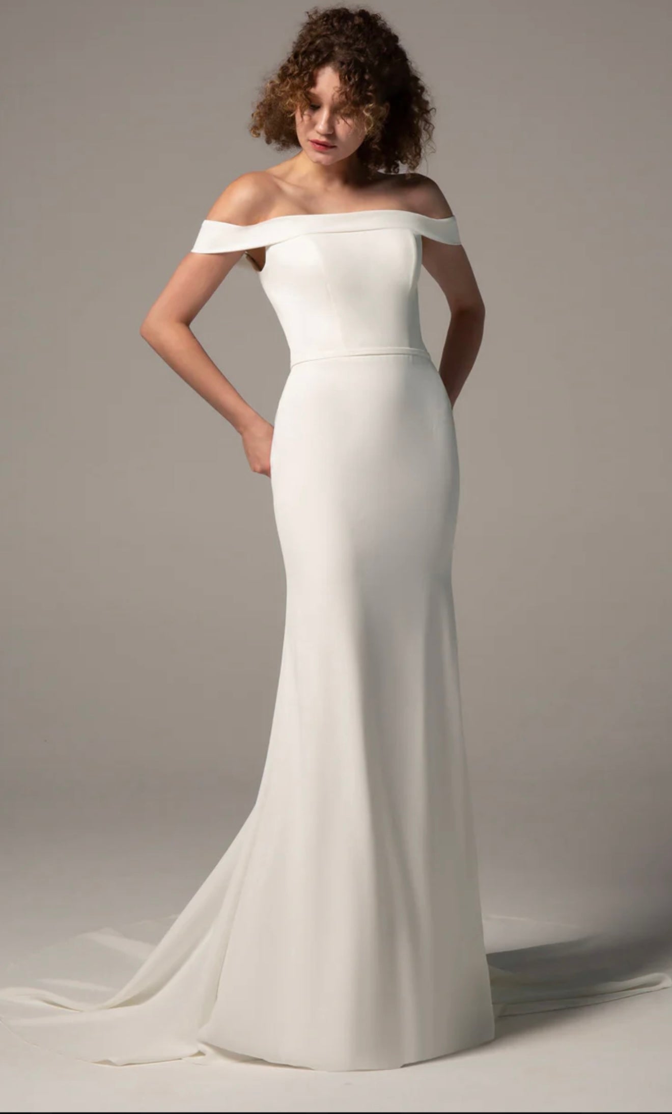 Plain mermaid dress with off shoulder sleeves in ivory color CMM2011