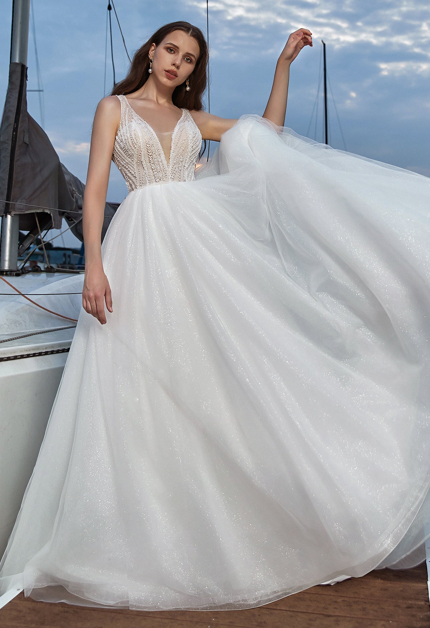 Modern Sparkly Glitter Tulle A-line Wedding Dress with V-neckline CMM2019