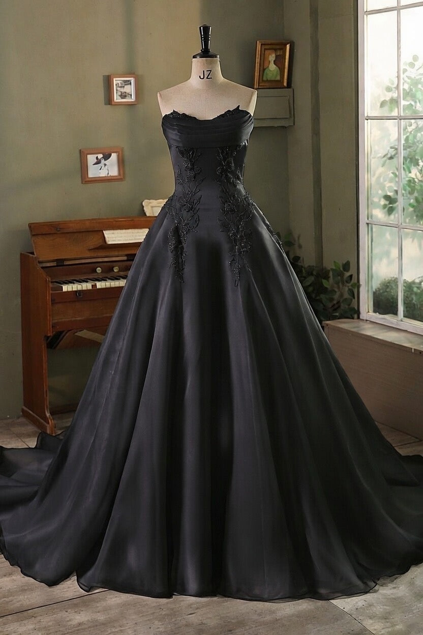 Strapless black Organza Satin Beading Lace Applique Wedding Gown CM2001