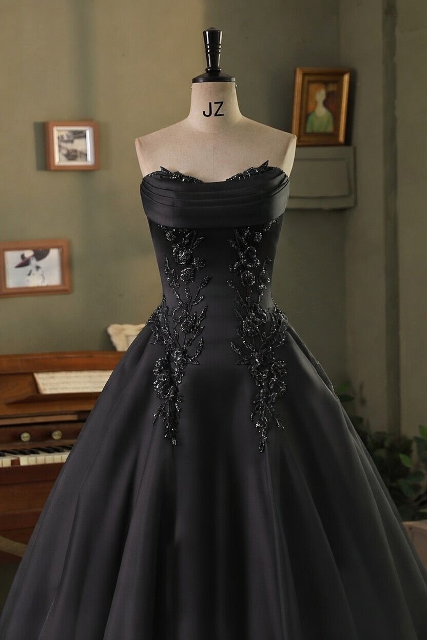 Strapless black Organza Satin Beading Lace Applique Wedding Gown CM2001