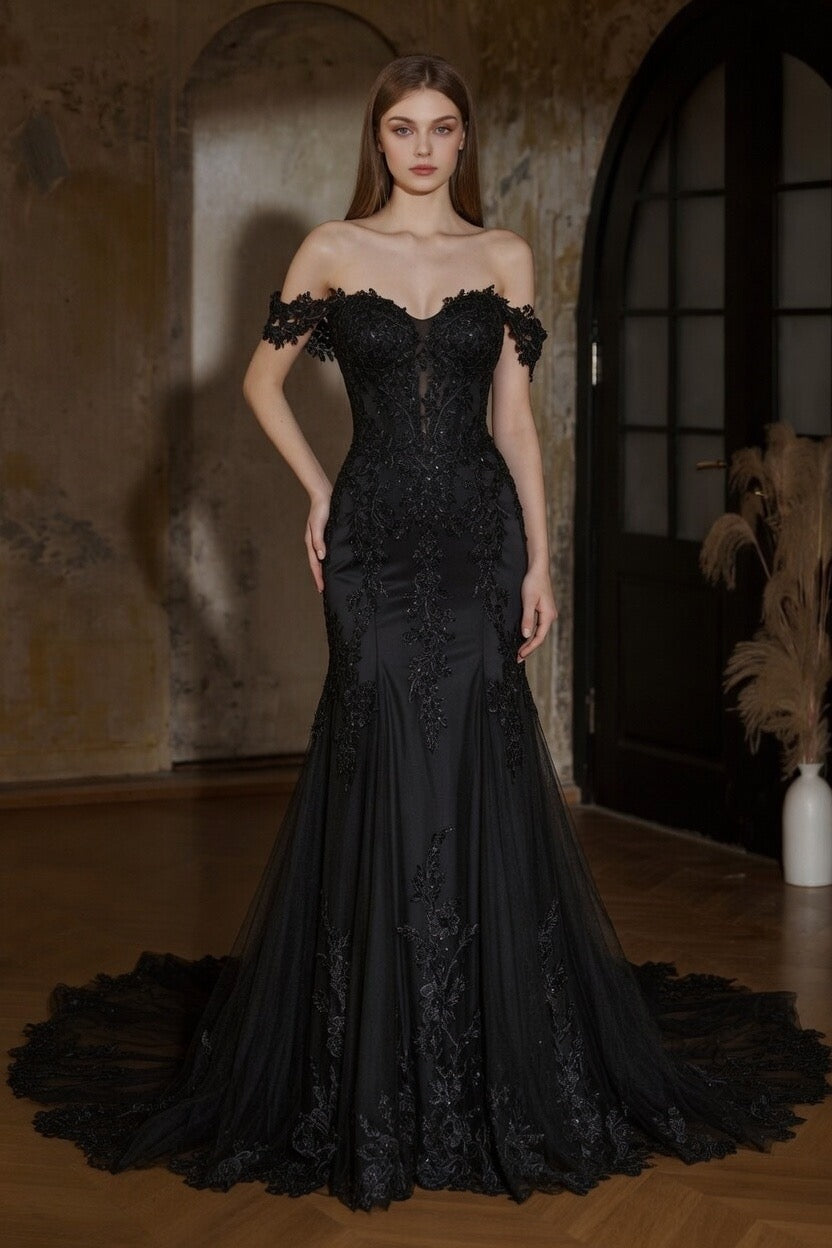 Romantic illusion corset wedding dress With Dramatic Lace Train  CM2002
