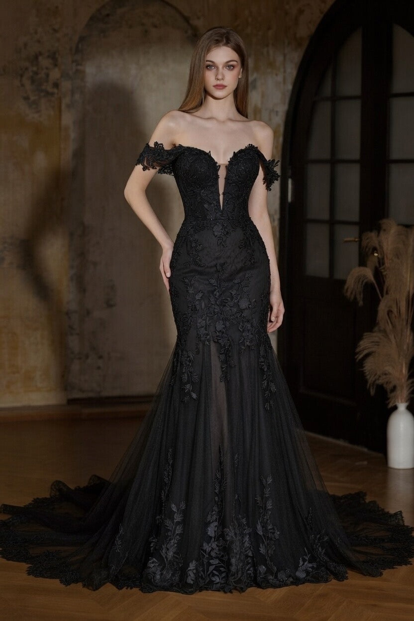 Romantic illusion corset wedding dress With Dramatic Lace Train  CM2002